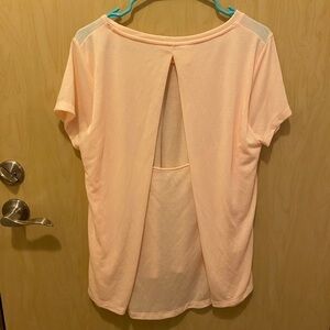 NWT under Armour shirt